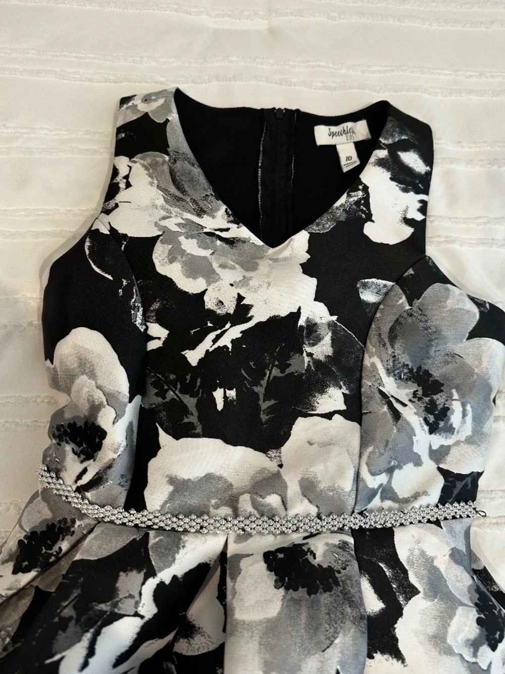 Speechless Girl’s  SZ 10 Sleeveless Taffeta Hi-lowBlack/White Floral Dress